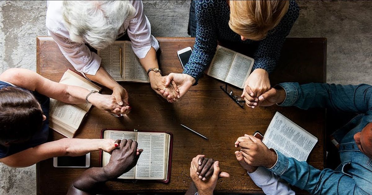 10 Powerful Prayers for Interceding on Behalf of Others Transforming Lives Through Prayer